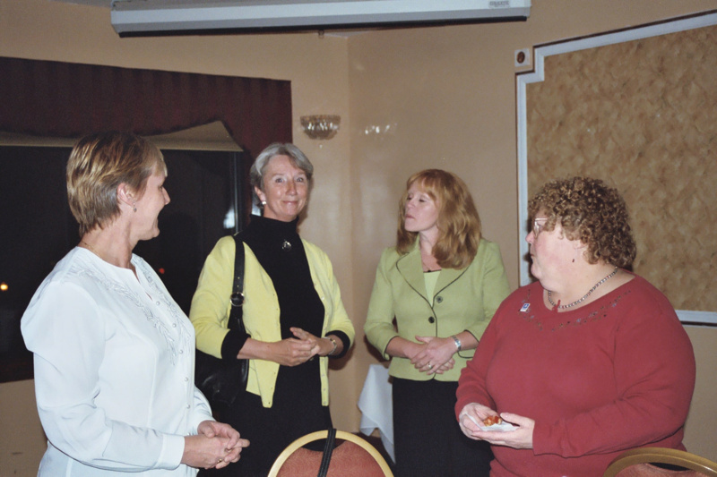 2006_captain_dinner/images_large/023_20a.jpg