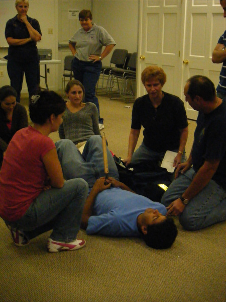 2008_fall_emt_class/images_large/2008_0503julytosept20080169.jpg