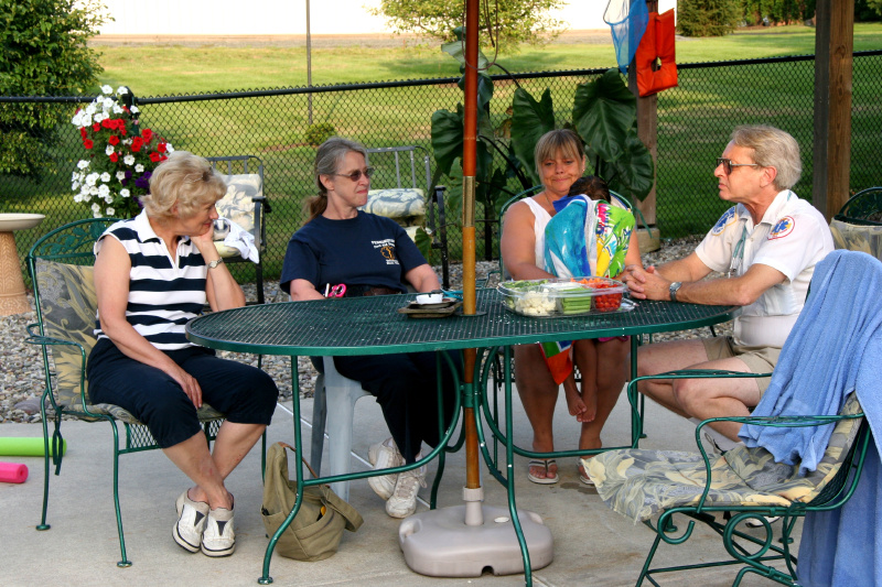 historic_photos/images_large/2005-7-12_picnic_1_Ferrette_Guerard_Fechter.jpg