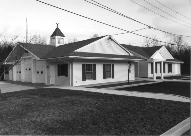 historic_photos/images_large/ca1993building.jpg